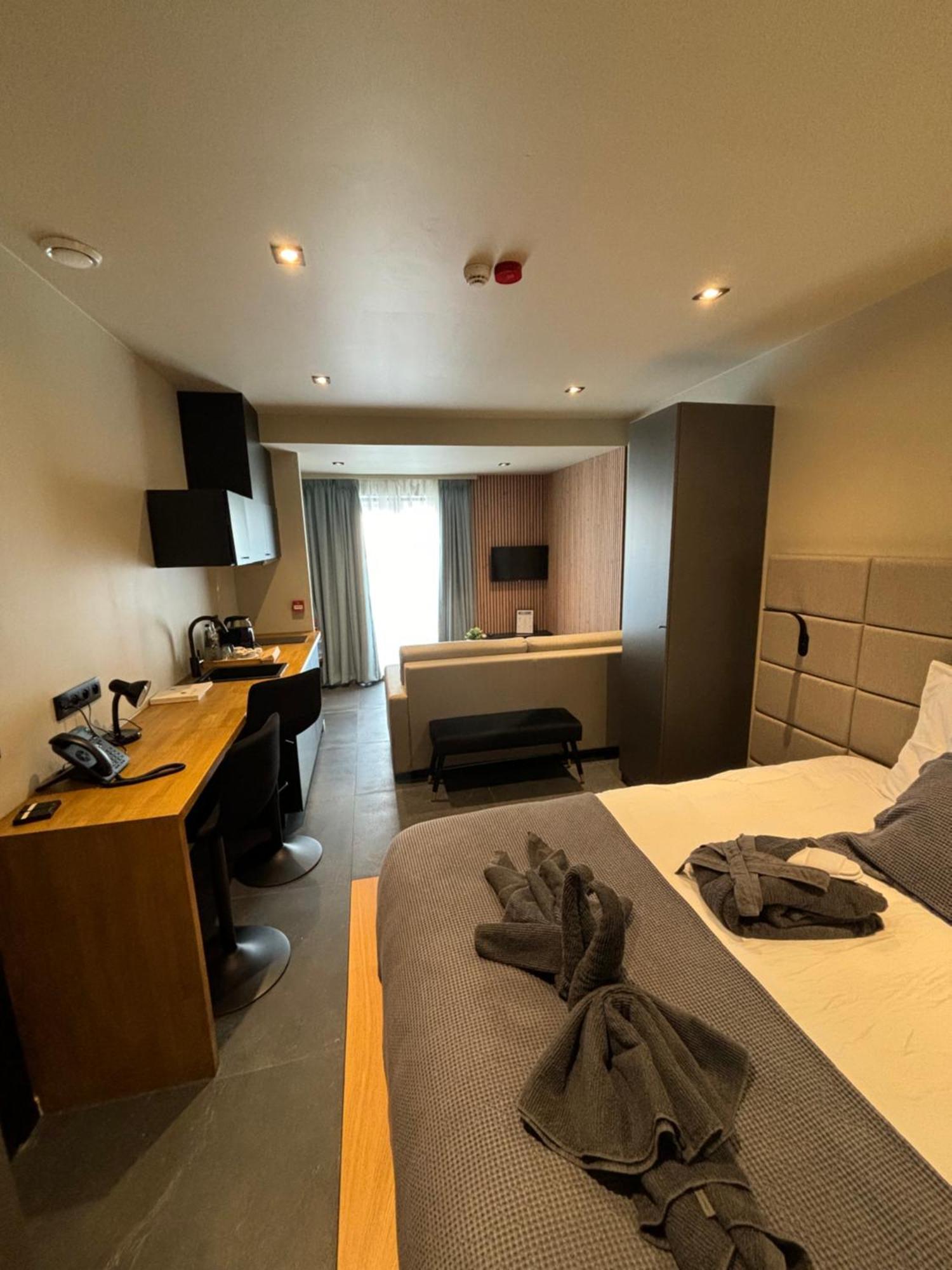 Hotel Mezza Notte Ронсе Екстер'єр фото